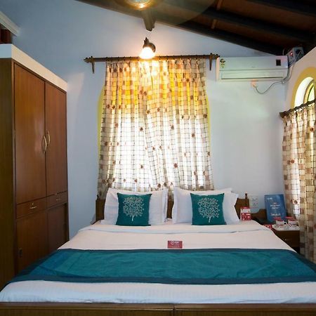 Bribon Guest House Калангут Экстерьер фото