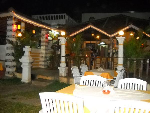 Bribon Guest House Калангут Экстерьер фото