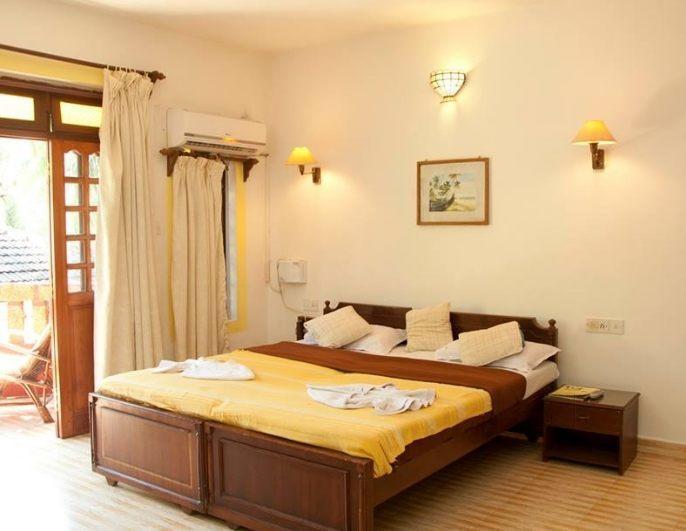 Bribon Guest House Калангут Экстерьер фото