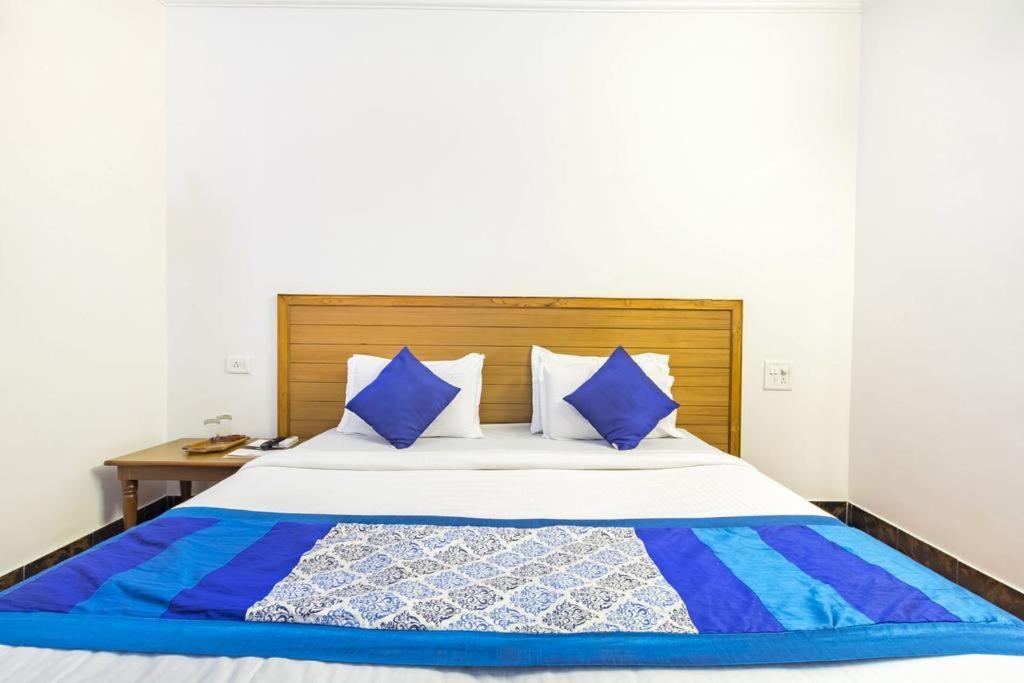 Bribon Guest House Калангут Экстерьер фото